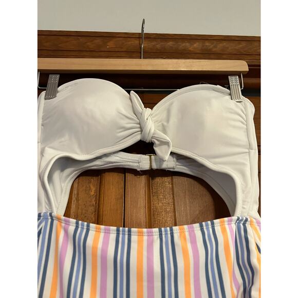 Xhilaration Women's Tie-Front Cut-Out One Piece Bathing Suits Multicolor Size M - Picture 7 of 10